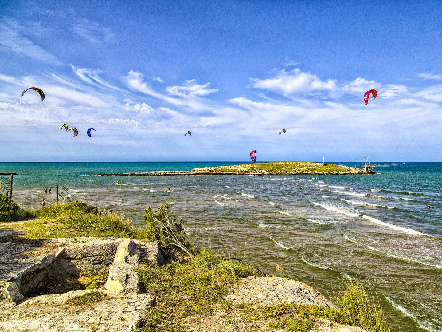 Kitesurfing